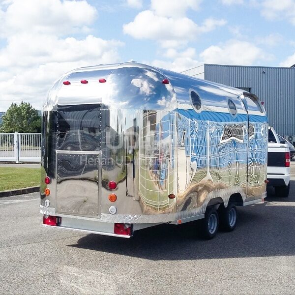 13FT MIRROR AIRSTREAM FOOD TRAILER