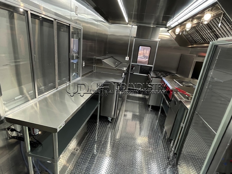 PINK DOUBLE WINDOW SQUARE FOOD TRAILER