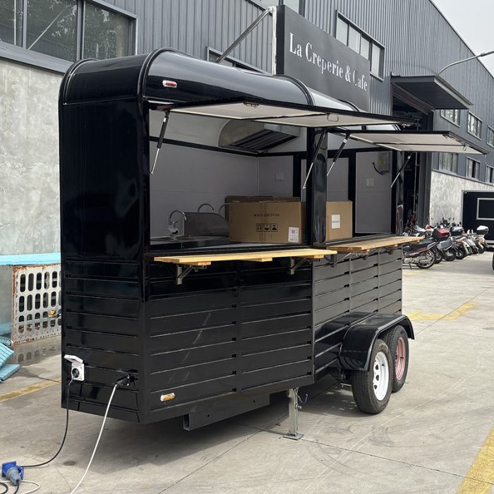 BLACK HORSE FOOD TRAILER FOR CAFE