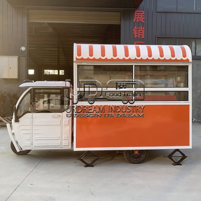 HOT DOG PIAGGIO APE FOOD TRUCK