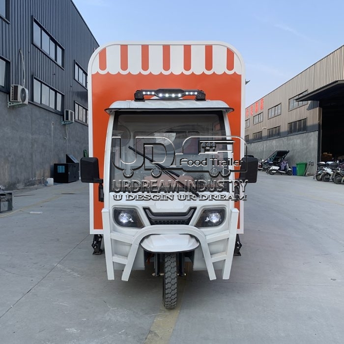 HOT DOG PIAGGIO APE FOOD TRUCK