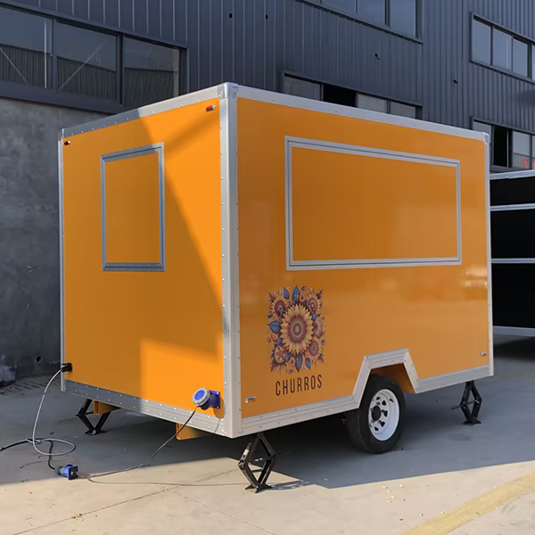 10FT-YELLOW-STICKER-SQUARE-FOOD-TRAILER