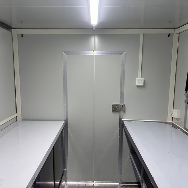 13FT RED SQUARE FOOD TRAILER WITH FENCE