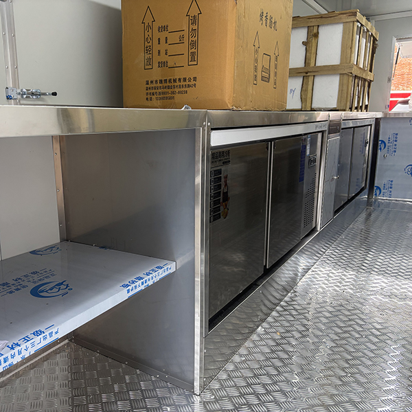 16.5FT STICKER DOUBLE WINDOWS SQUARE FOOD TRAILER